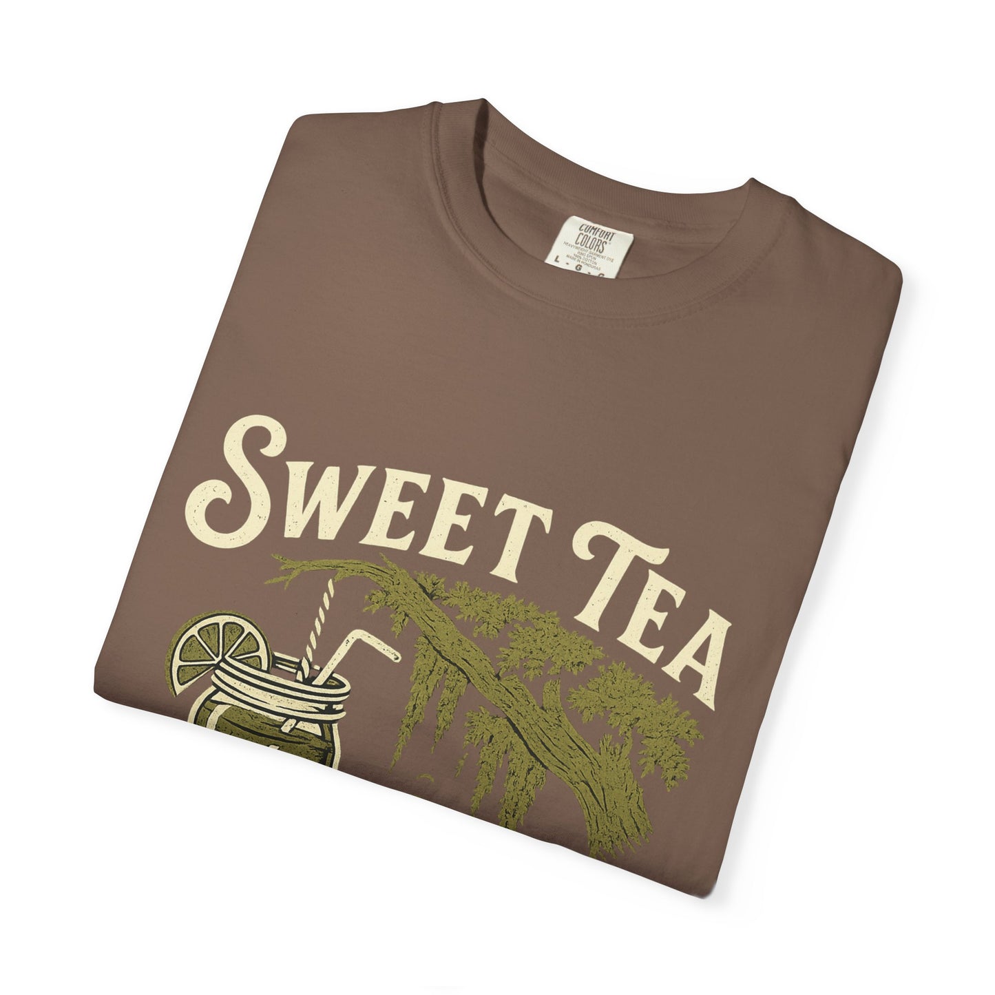Sweet Tea & Spanish Moss T-Shirt, Vintage Style Tee, Southern Comfort Apparel, Gift for Tea Lovers, Relaxed Fit T-Shirt